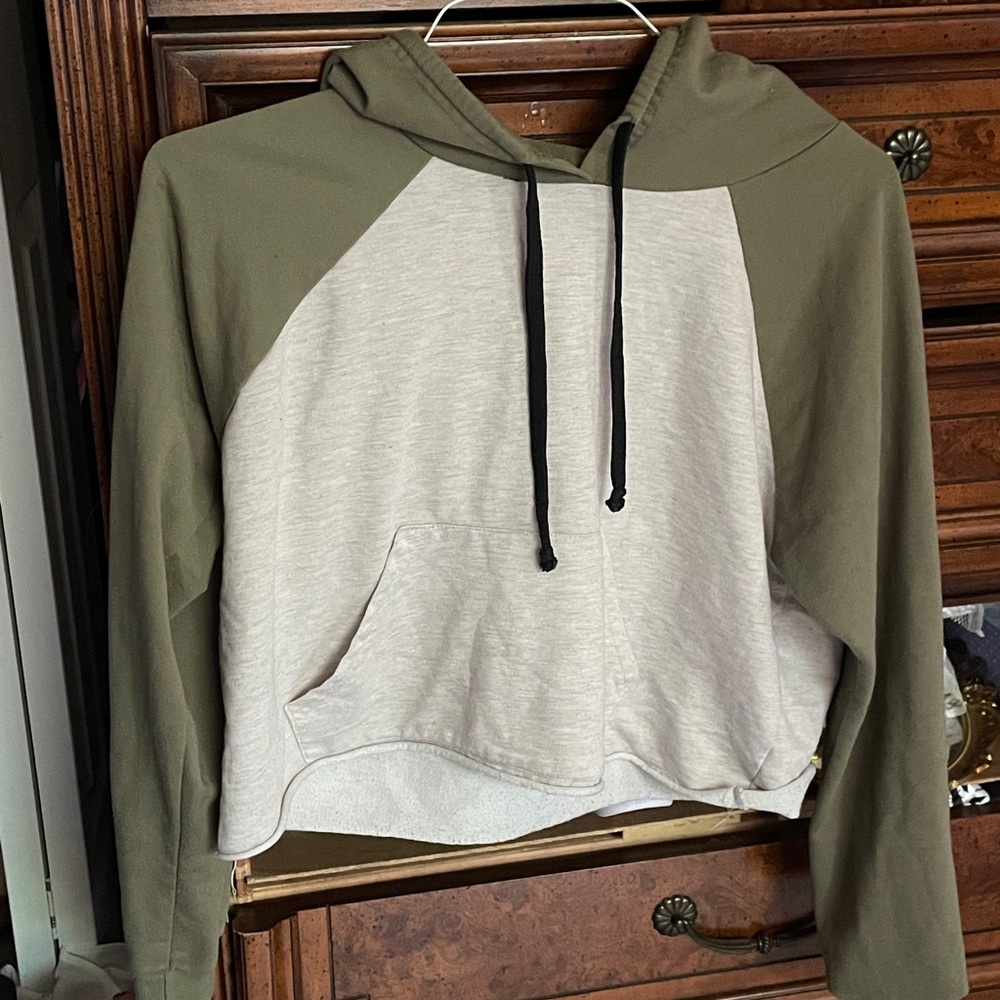 light grey and army green cropped hoodie